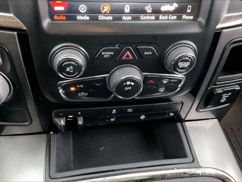 Used 2018 RAM 1500 Sport image 29