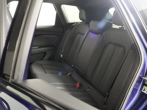 Used 2024 Audi Q4 e-tron Premium Plus AWD/4WD image 32