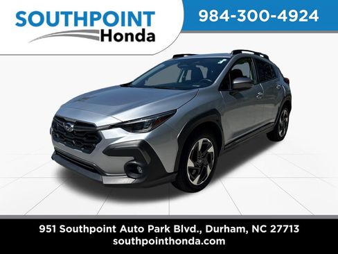 Used 2024 Subaru Crosstrek 2.5i Limited w/ Crosstrek Mirror Package AWD/4WD image 3
