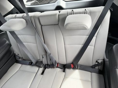 Used 2021 Honda Pilot Special Edition image 12
