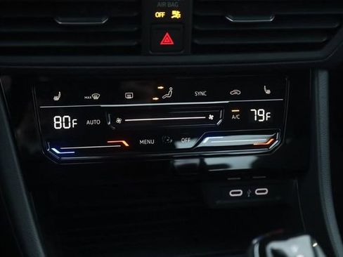 New 2026 Volkswagen Jetta SE image 16