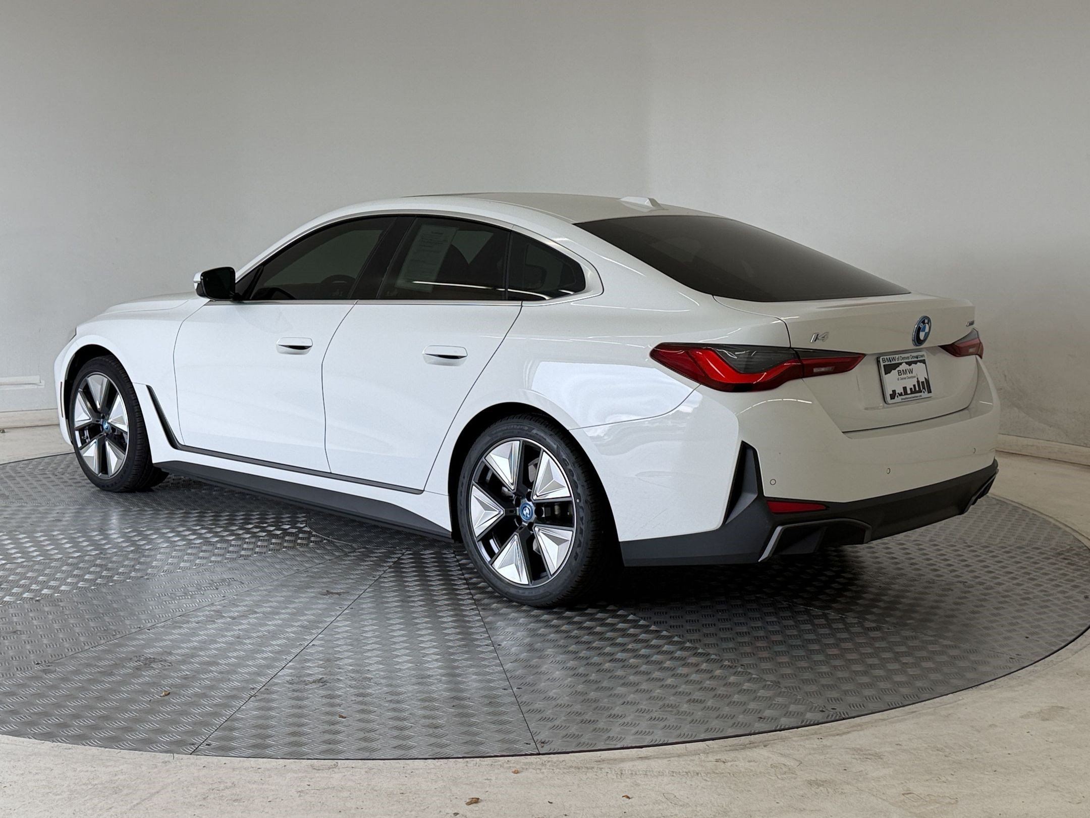 Used 2024 BMW i4 eDrive35 w/ Convenience Package RWD image 3