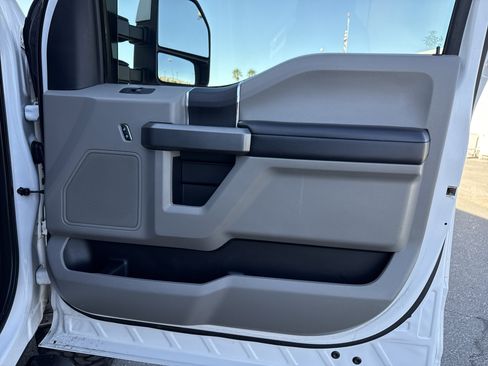 Used 2019 Ford F250 XLT image 65