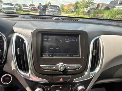 Used 2021 Chevrolet Equinox LT FWD image 8