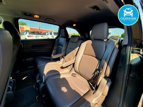 Used 2018 Honda Odyssey Touring image 8