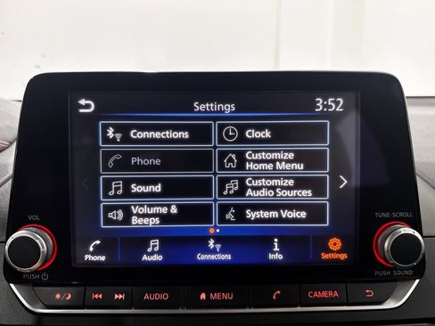 Used 2025 Nissan Altima 2.5 SR AWD/4WD image 36