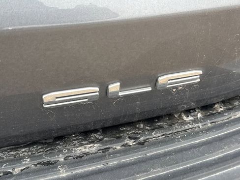 Used 2021 GMC Yukon SLE image 5