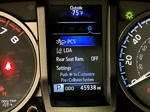 Used 2023 Toyota Tacoma TRD Off-Road w/ Technology Package AWD/4WD image 73