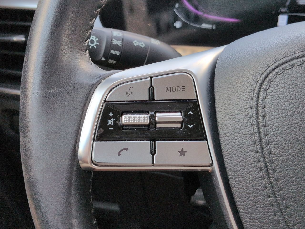 Used 2024 Kia Telluride S w/ S Sunroof Package FWD image 25