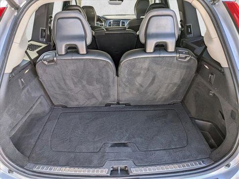 Used 2019 Volvo XC90 T5 Momentum image 6