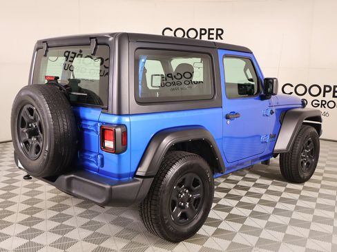Used 2023 Jeep Wrangler Sport AWD/4WD image 18