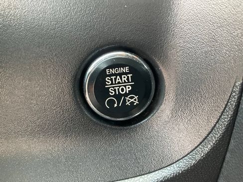 Used 2012 Dodge Challenger SRT8 w/ Premium Sound Group RWD image 13