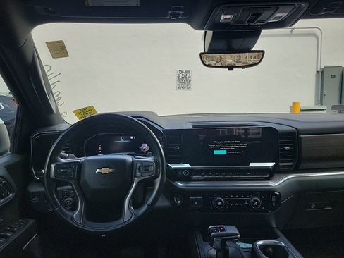 Used 2023 Chevrolet Silverado 1500 High Country w/ Technology Package image 16