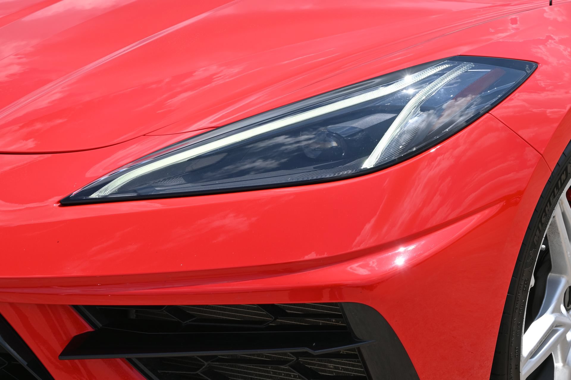 Used 2021 Chevrolet Corvette Stingray Premium Cpe w/ Z51 Performance Package RWD image 28