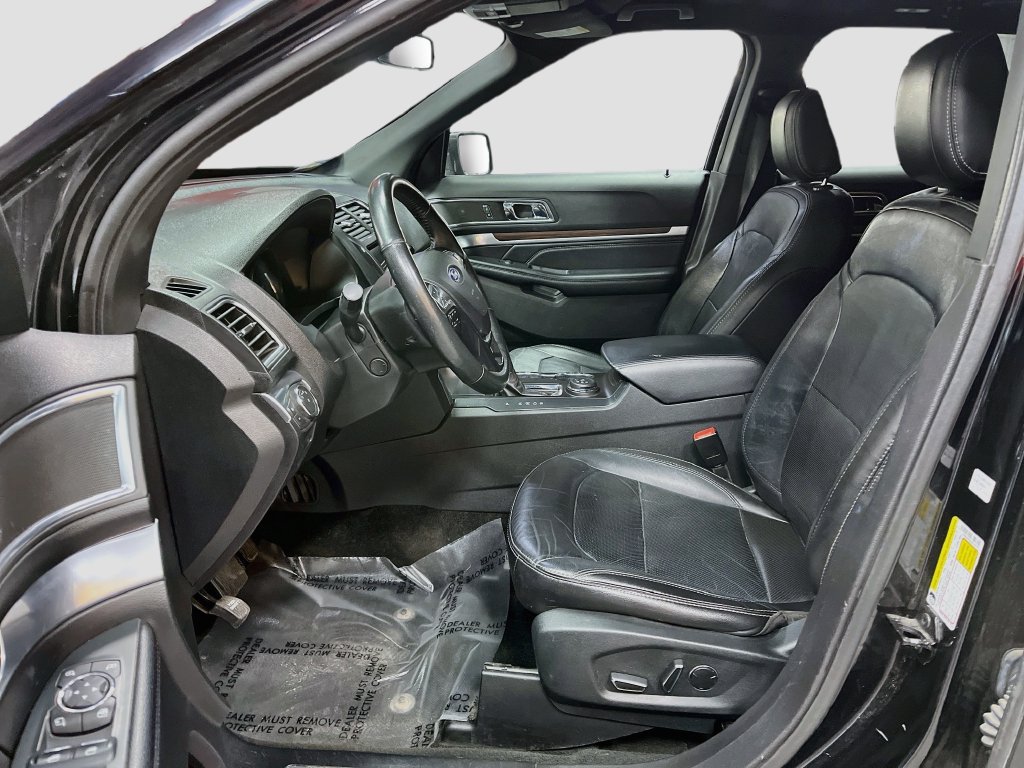 Used 2018 Ford Explorer Limited AWD/4WD image 21