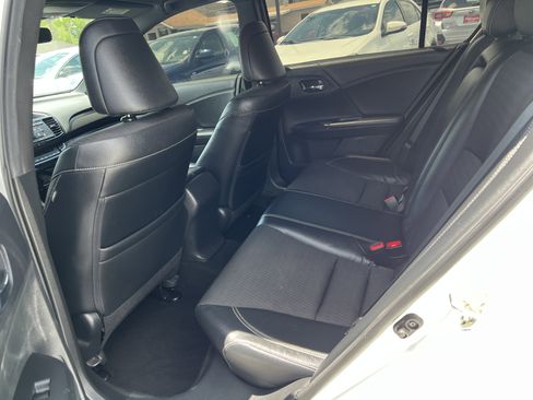 Used 2016 Honda Accord Sport image 12