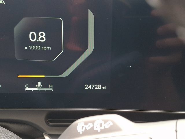Certified 2025 Kia Carnival SX w/ SX Dark Edition Package FWD image 21