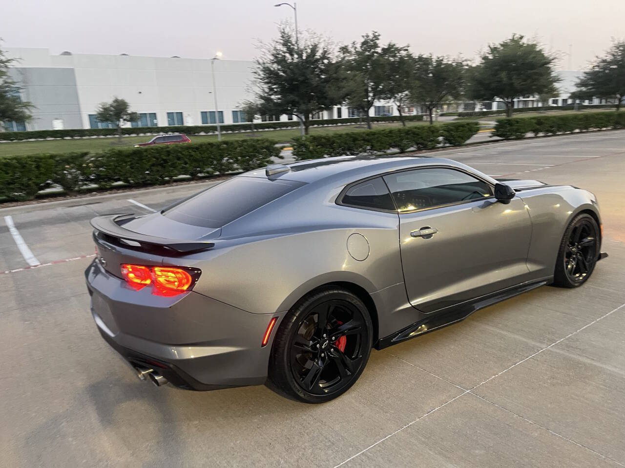 Used 2021 Chevrolet Camaro SS RWD image 5