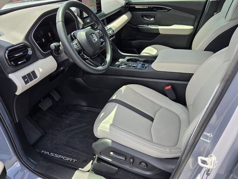 Used 2026 Honda Passport RTL image 9