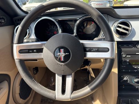 Used 2006 Ford Mustang GT image 14
