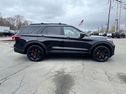 Used 2024 Ford Explorer ST w/ Technology Package AWD/4WD image 8