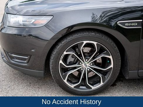 Used 2013 Ford Taurus SHO AWD/4WD image 9