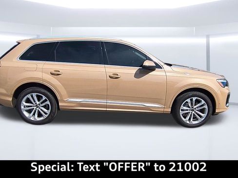 Certified 2025 Audi Q7 2.0T Premium Plus image 39