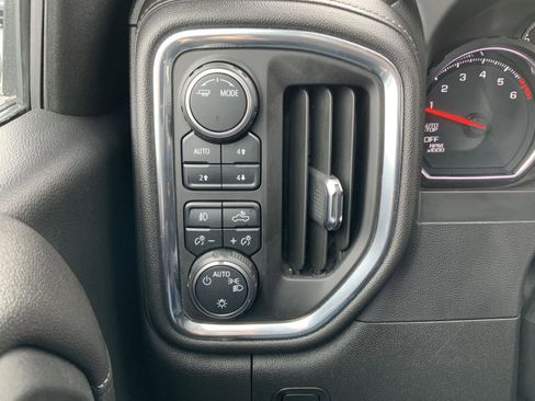 Used 2021 Chevrolet Silverado 1500 RST image 30