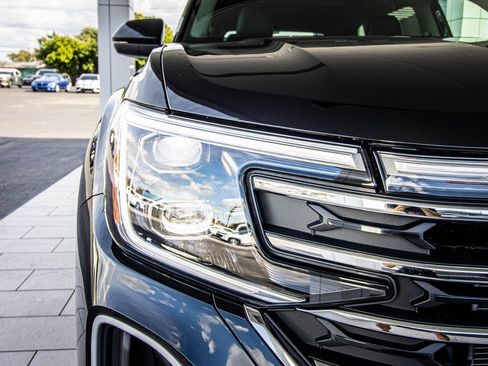 New 2026 Volkswagen Atlas SE image 7