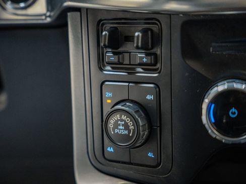 Certified 2023 Ford F150 Lariat w/ Equipment Group 502A High image 29