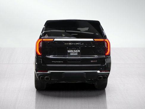 Used 2025 GMC Yukon XL Denali AWD/4WD image 5