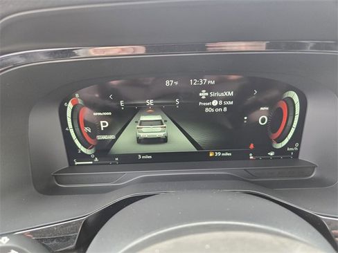 New 2025 Nissan Pathfinder Platinum w/ Black Appearance Package image 25