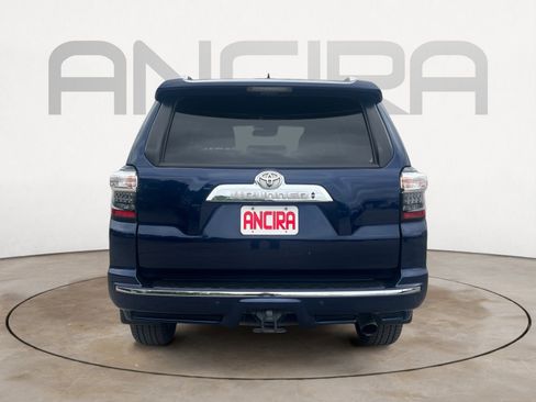 Used 2021 Toyota 4Runner Limited image 9