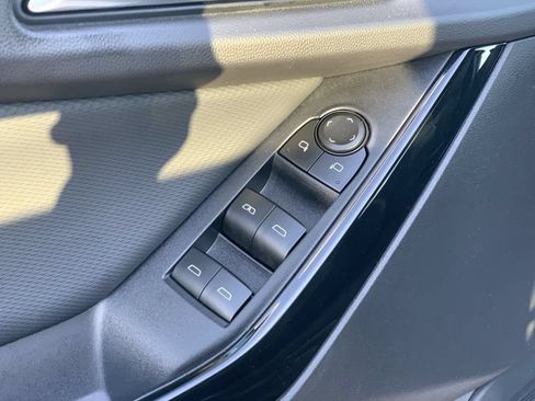 Certified 2026 Chevrolet Equinox LT FWD image 21