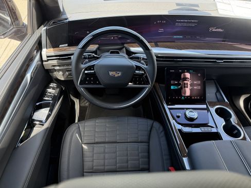 New 2026 Cadillac Escalade Platinum Sport AWD/4WD image 14