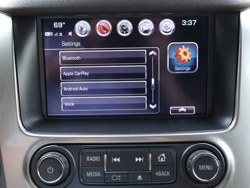 Used 2017 Chevrolet Suburban Premier AWD/4WD image 13