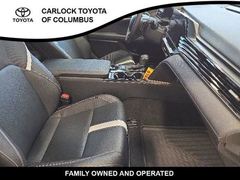Used 2025 Toyota Camry SE w/ Convenience Package FWD image 20