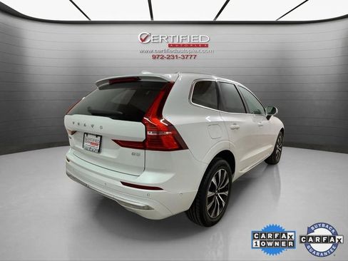 Used 2023 Volvo XC60 B5 Plus image 6