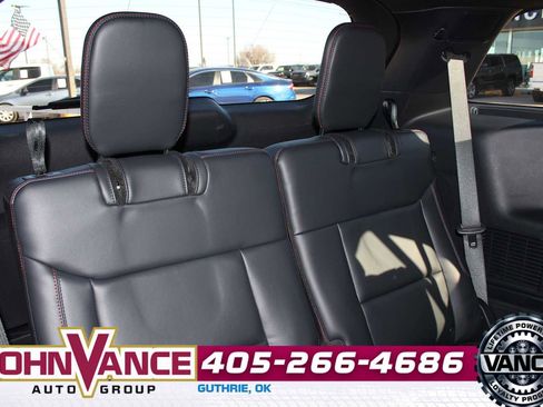 Used 2025 Ford Explorer ST-Line image 23