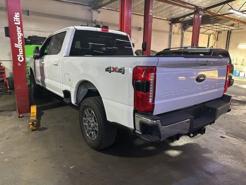 Used 2024 Ford F250 Lariat image 7