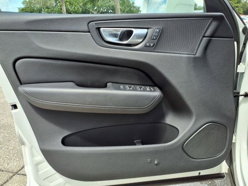 Certified 2023 Volvo XC60 B5 Plus w/ Protection Package Premier FWD image 20