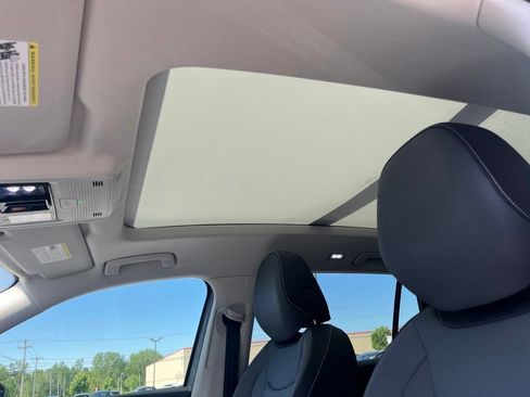New 2026 Volkswagen Tiguan SE AWD/4WD image 19