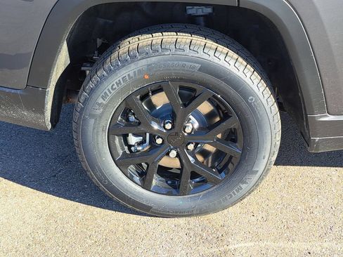 New 2026 Jeep Grand Cherokee L 4WD image 5