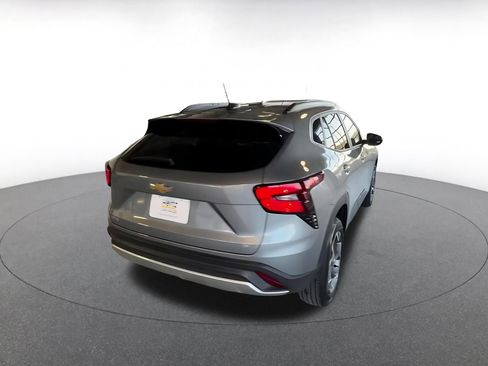 Used 2025 Chevrolet Trax LT image 15