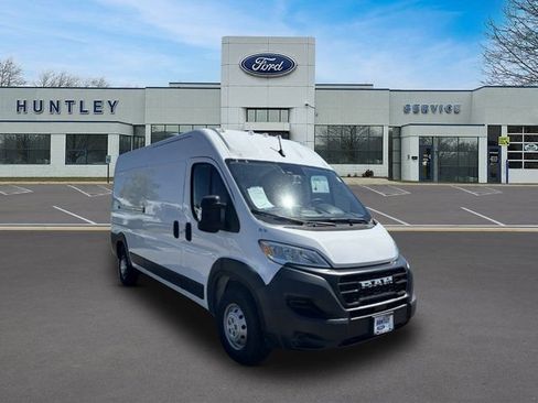 Used 2023 RAM ProMaster 3500 FWD image 3