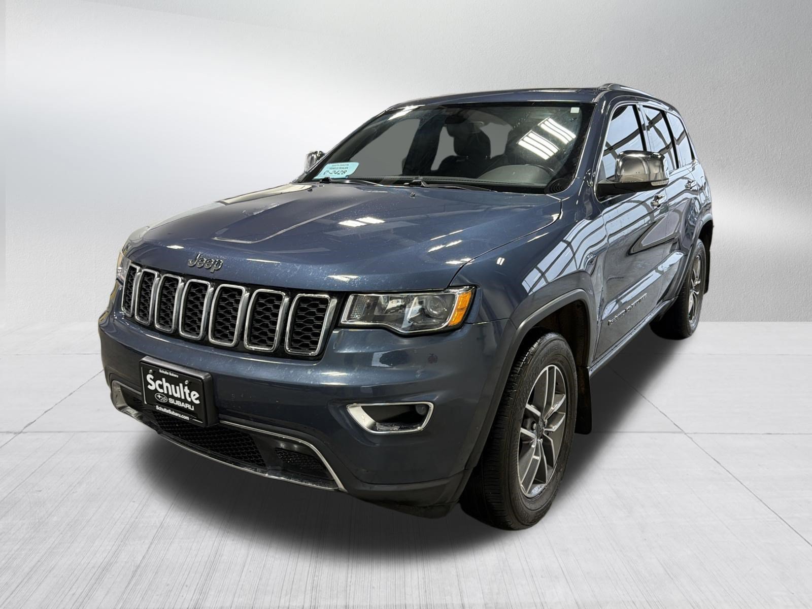 Used 2020 Jeep Grand Cherokee Limited w/ Trailer Tow Group IV AWD/4WD image 3