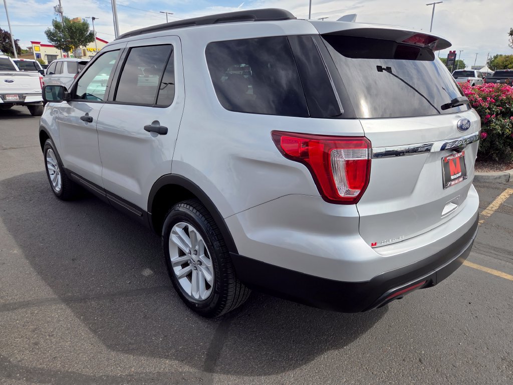 Used 2017 Ford Explorer 4WD image 5