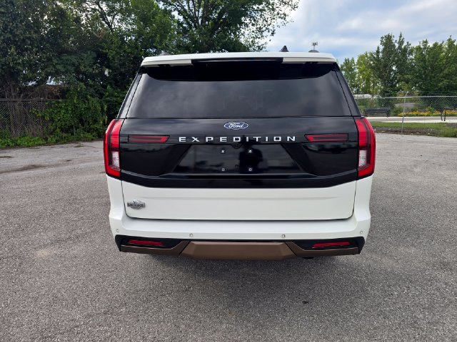 Used 2025 Ford Expedition King Ranch AWD/4WD image 5
