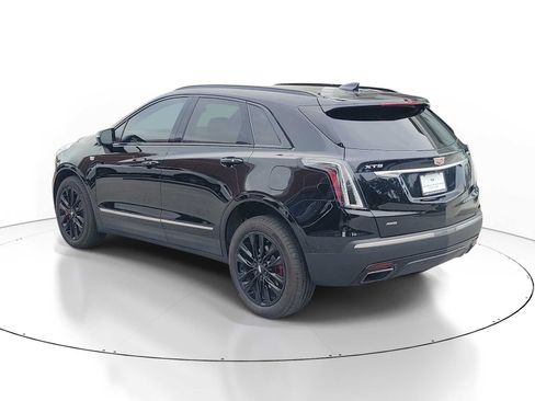 Used 2024 Cadillac XT5 Sportv w/ Technology Package AWD/4WD image 4