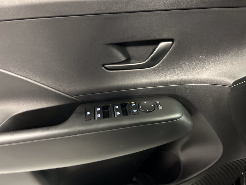 New 2027 Hyundai Kona SEL Sport AWD/4WD image 12